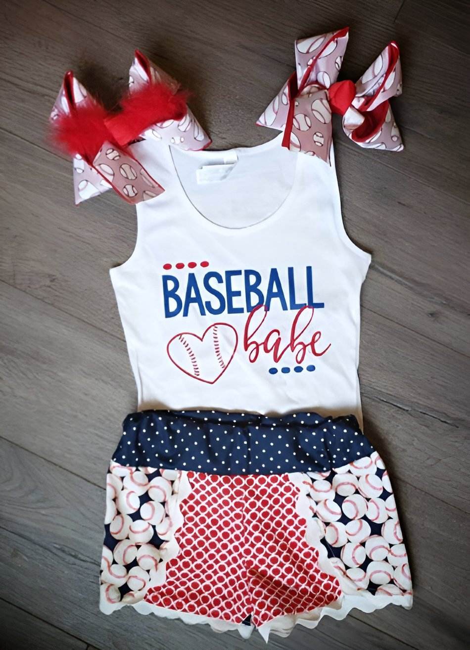 Baseball outfit - Baseball babe